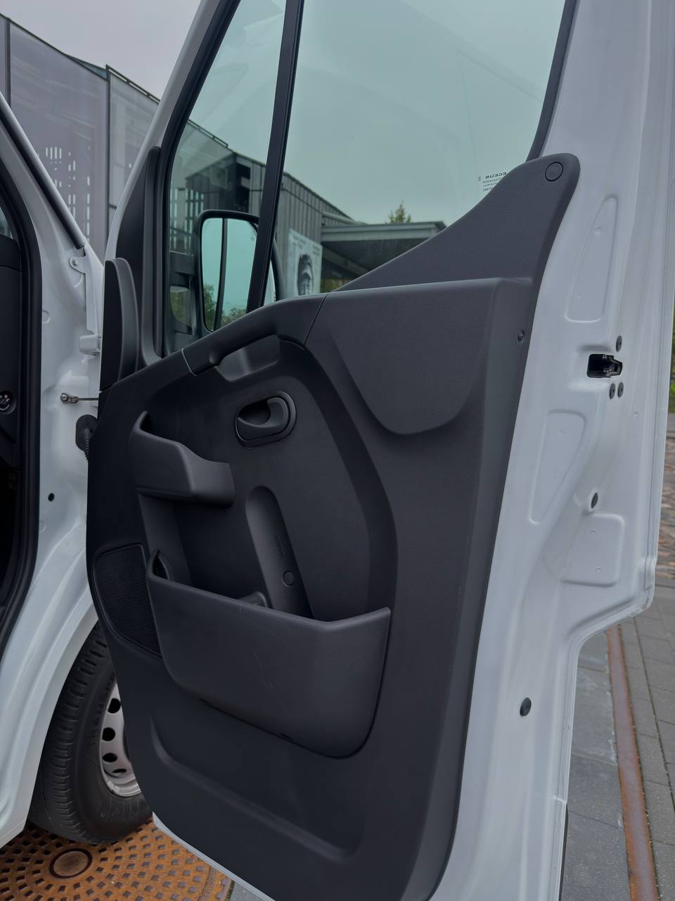 Renault Master 2.3D L3H2 FWD