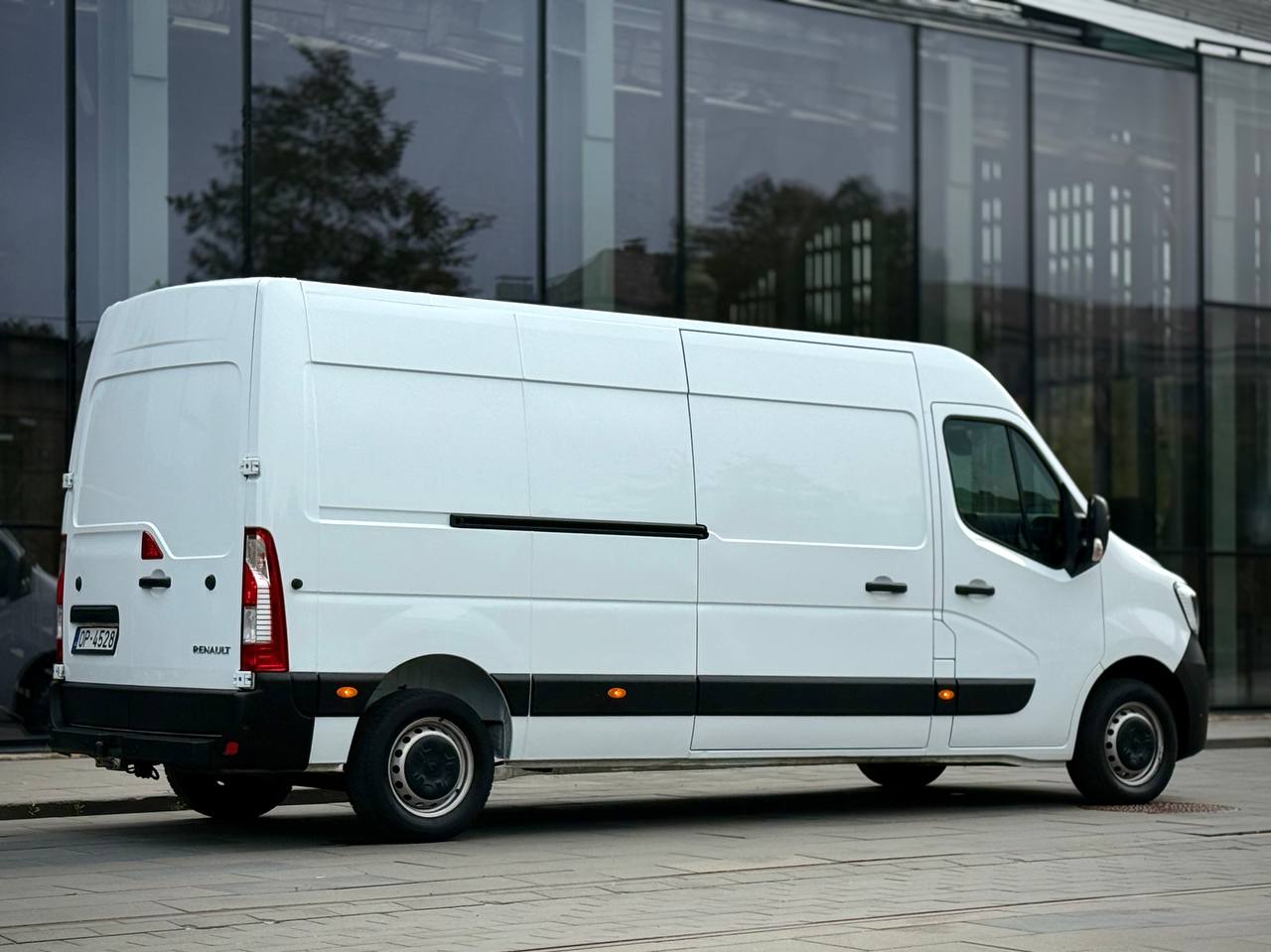Renault Master 2.3D L3H2 FWD