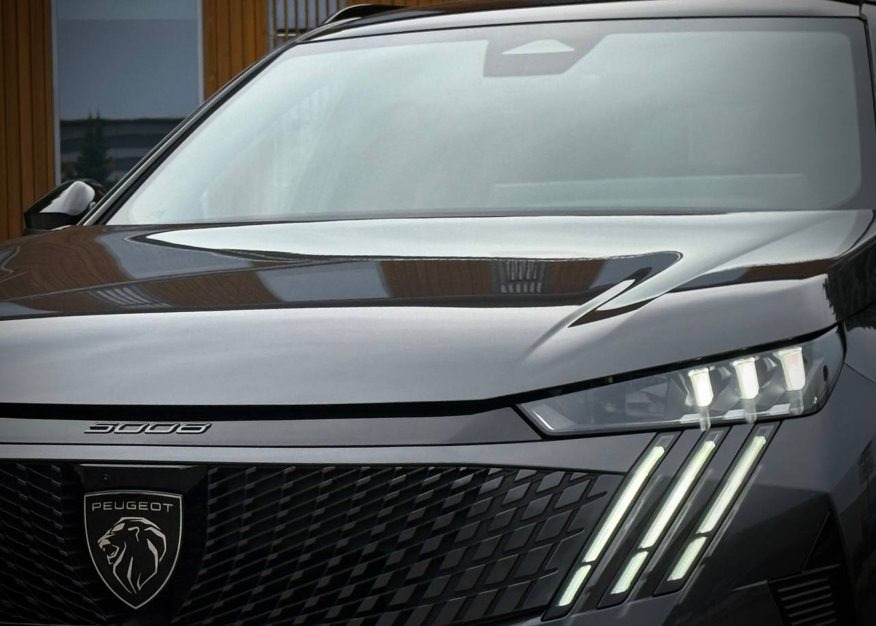 Peugeot 5008 GT Hybrid 136 E-Dcs6