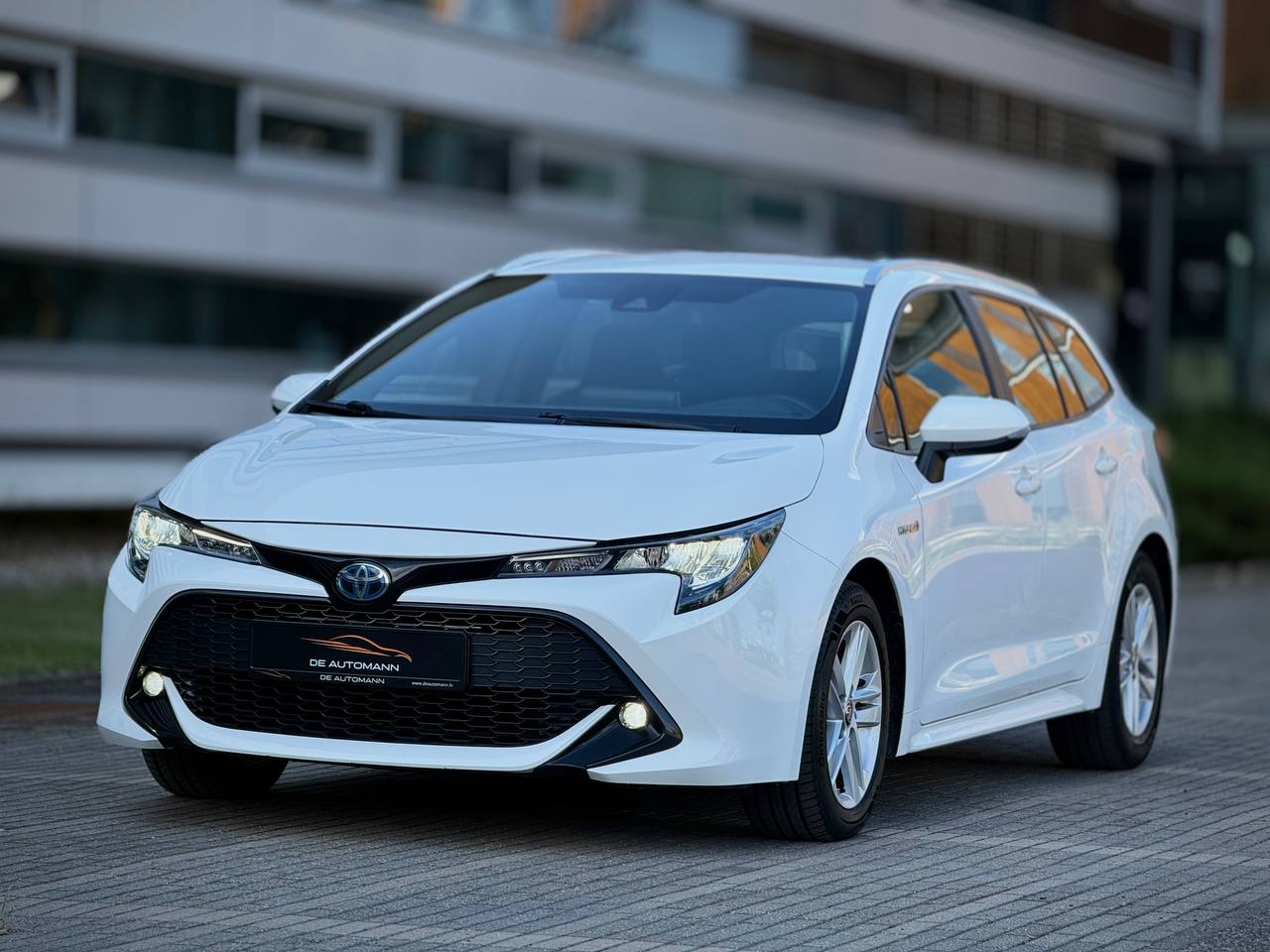 Toyota Corolla 1.8 Hybrid