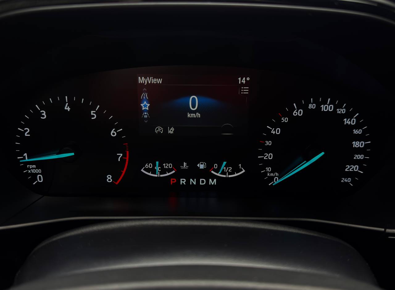 Ford Focus ST line Ecoboost Hybrid