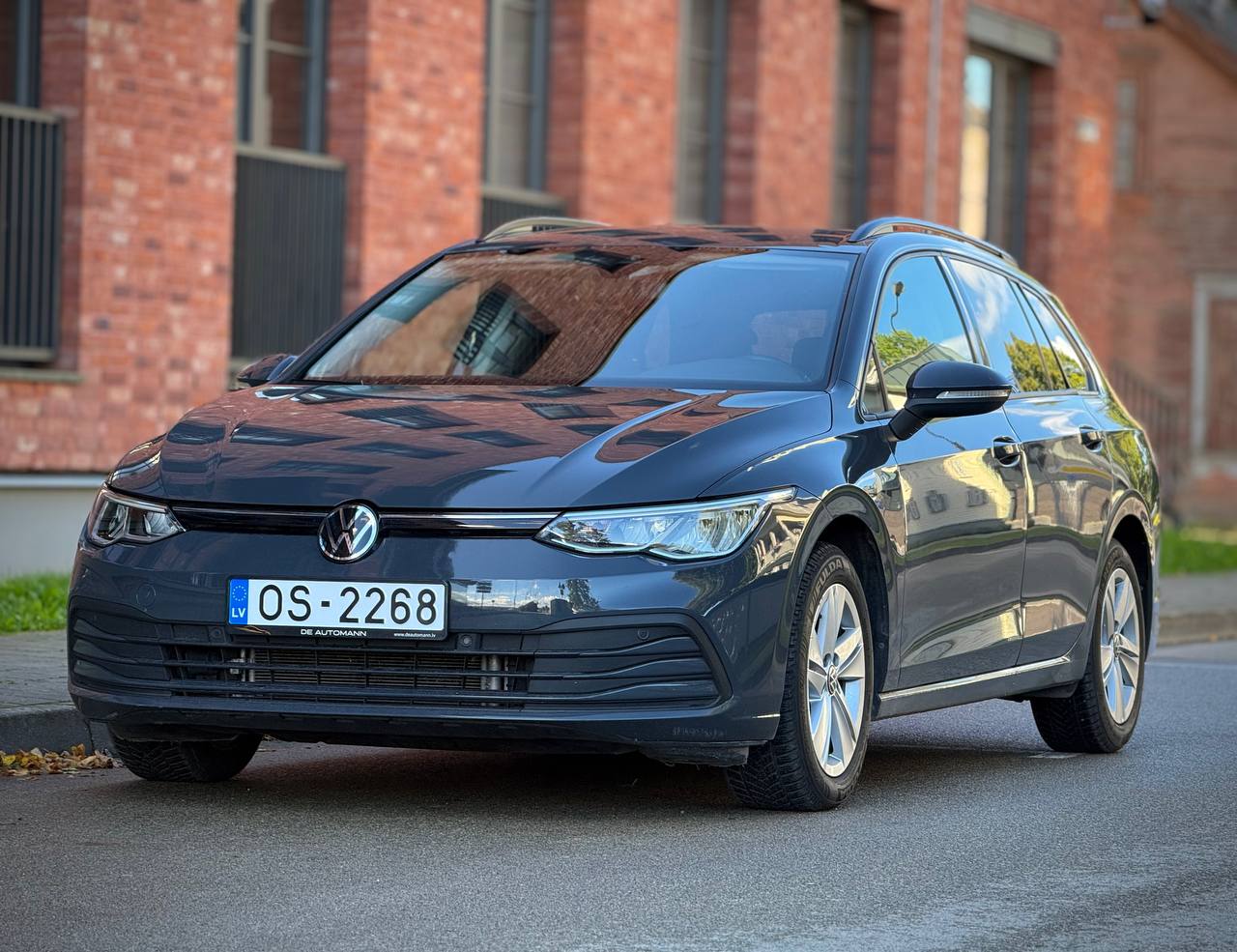 VW Golf 8 2.0tdi