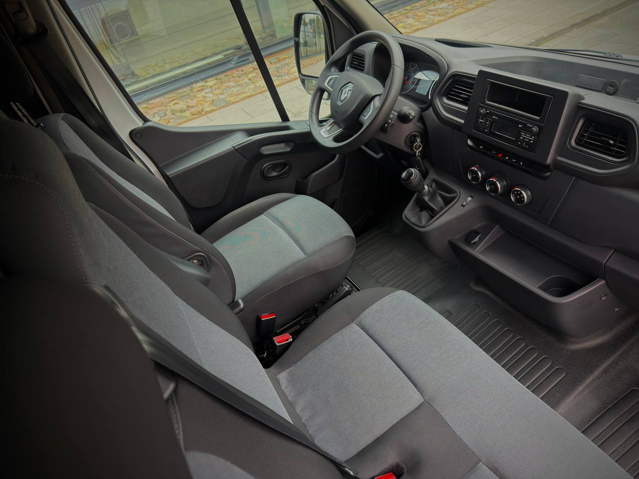 Renault Master 2.3D L3H2 FWD