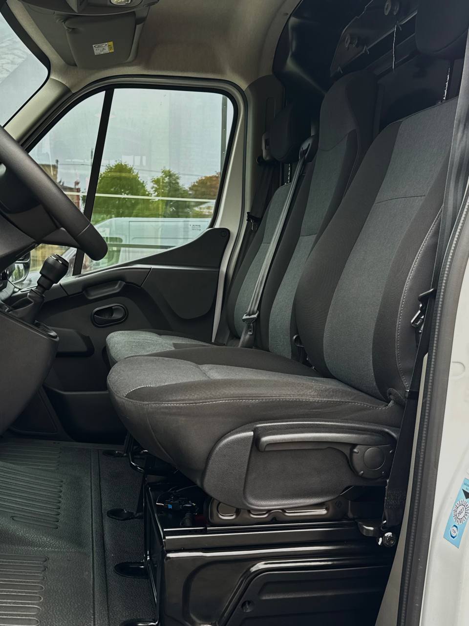 Renault Master 2.3D L3H2 FWD