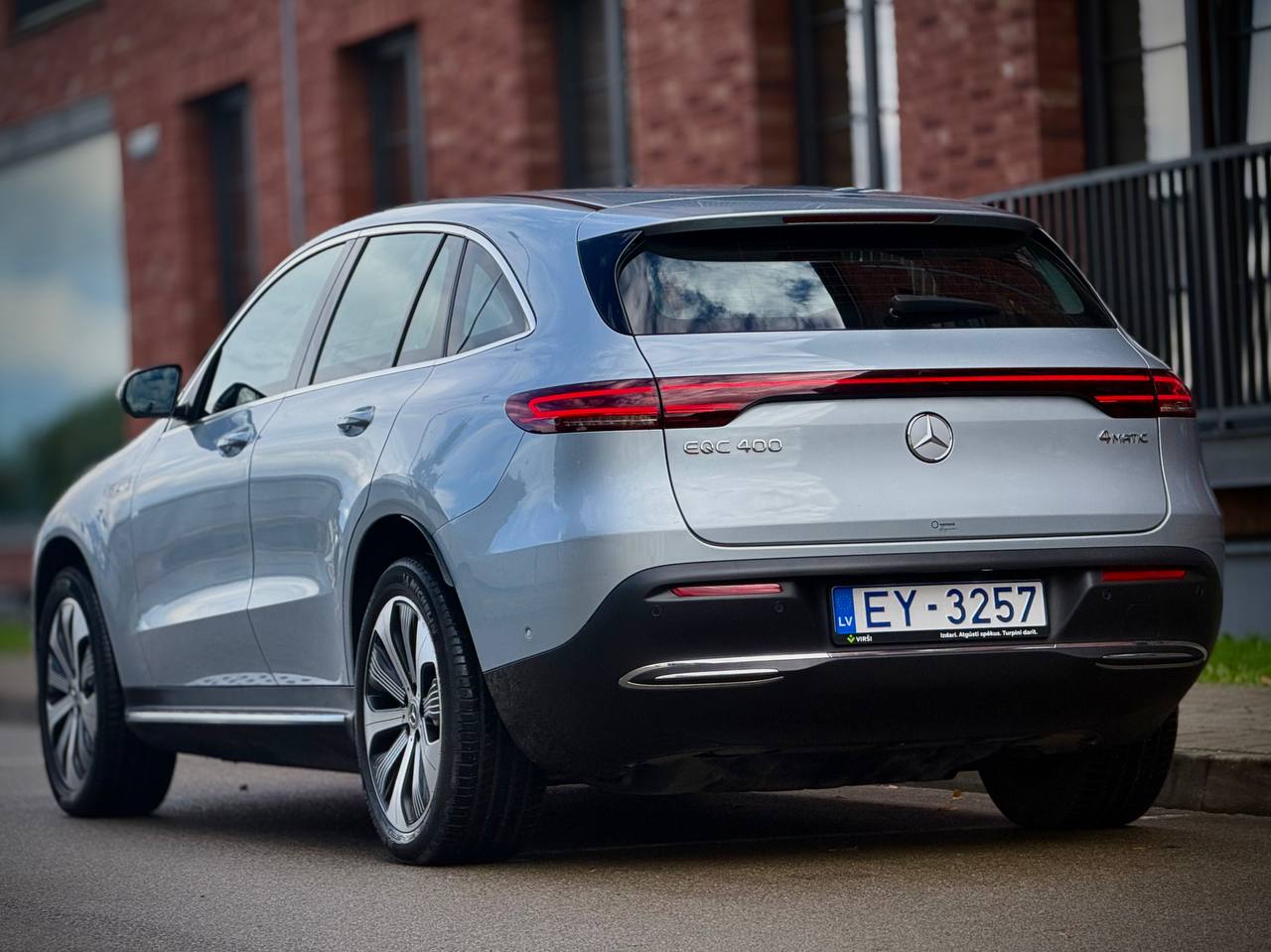 Mercedes Benz Eqc 400 4matic