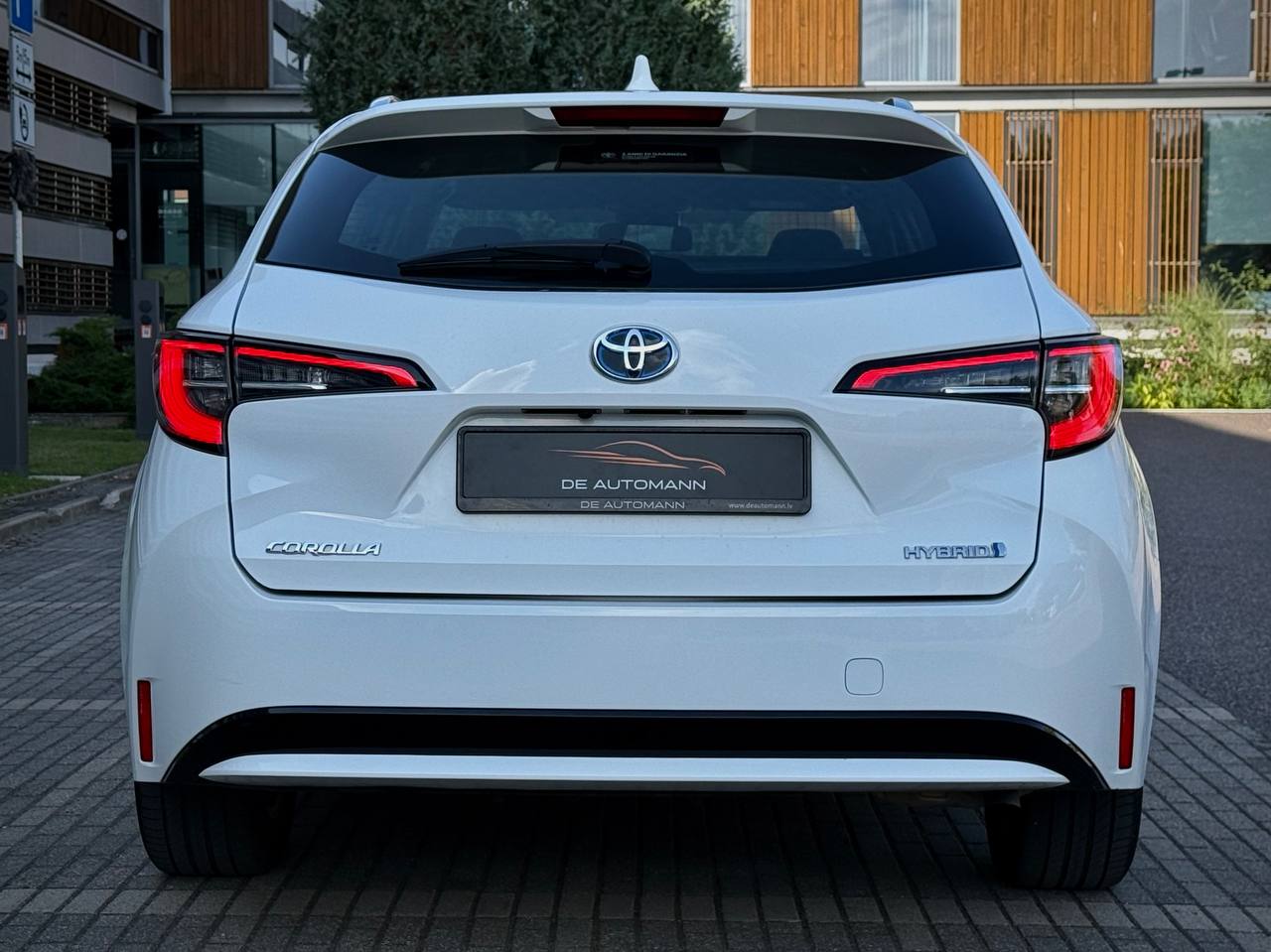 Toyota Corolla 1.8 Hybrid