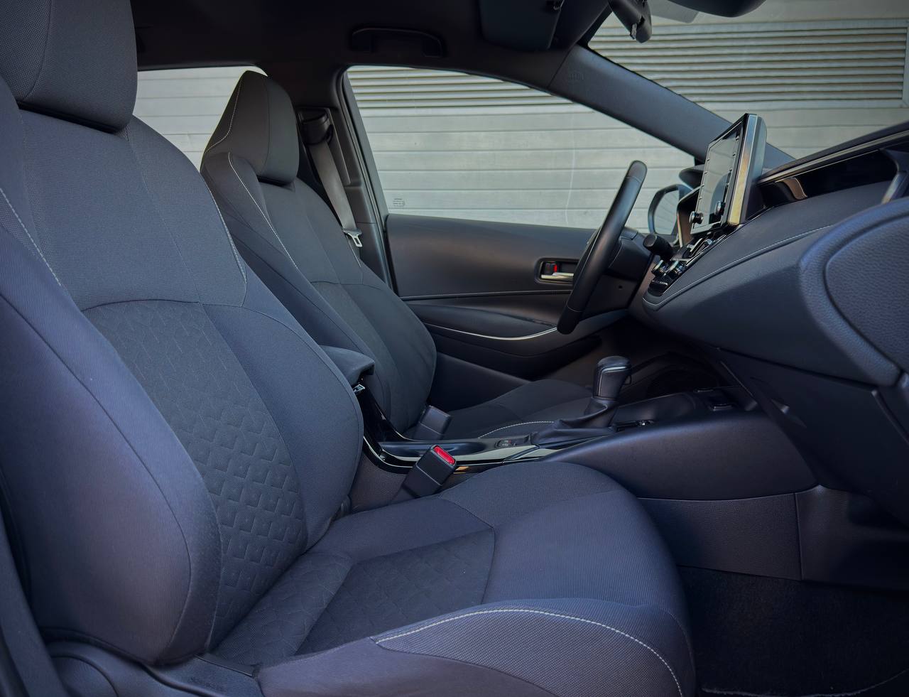 Toyota Corolla 1.8 Hybrid