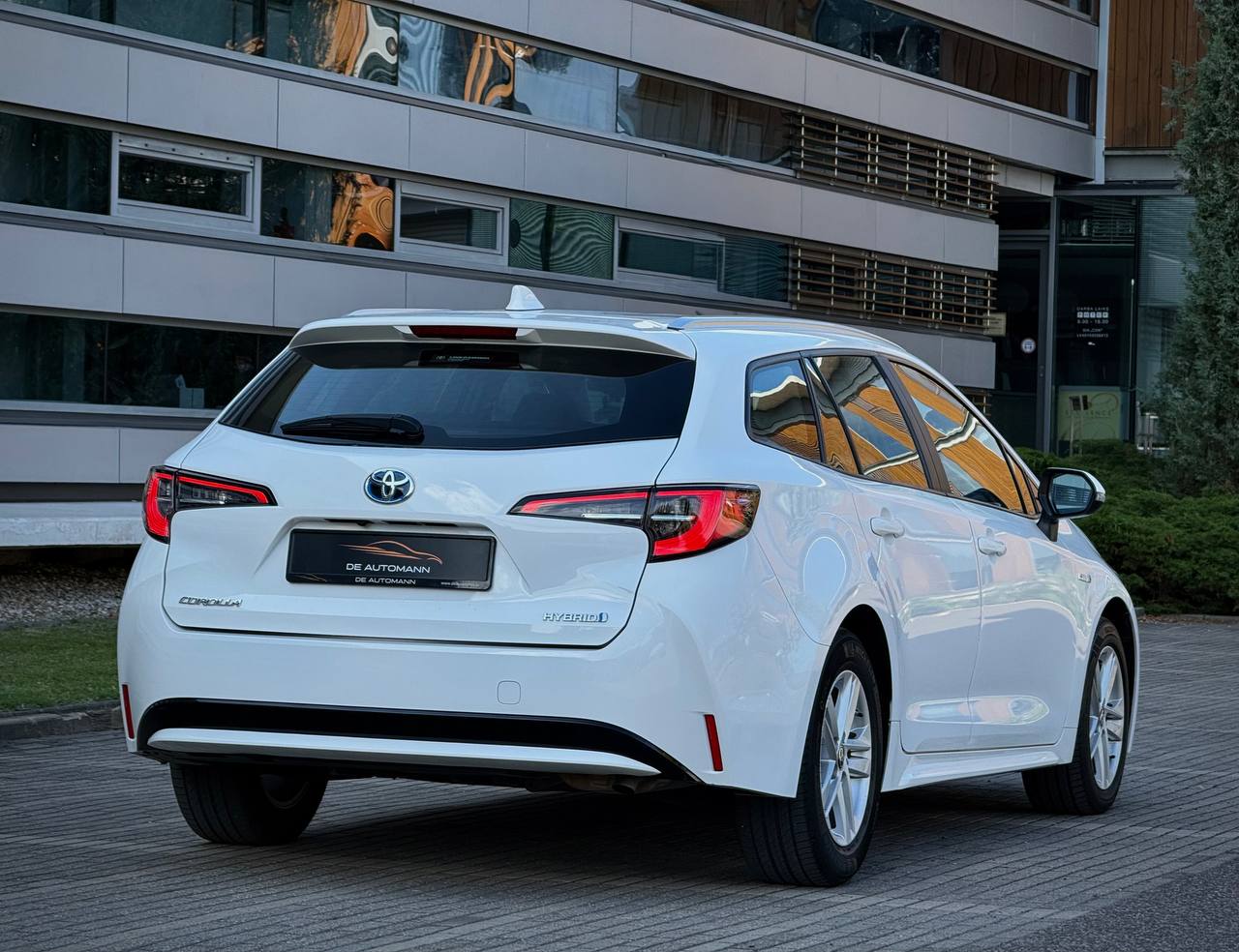 Toyota Corolla 1.8 Hybrid