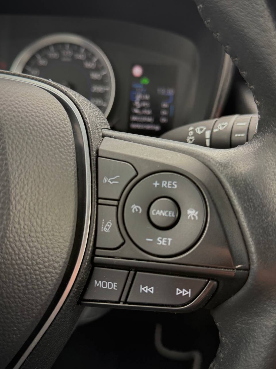 Toyota Corolla 1.8 Hybrid 